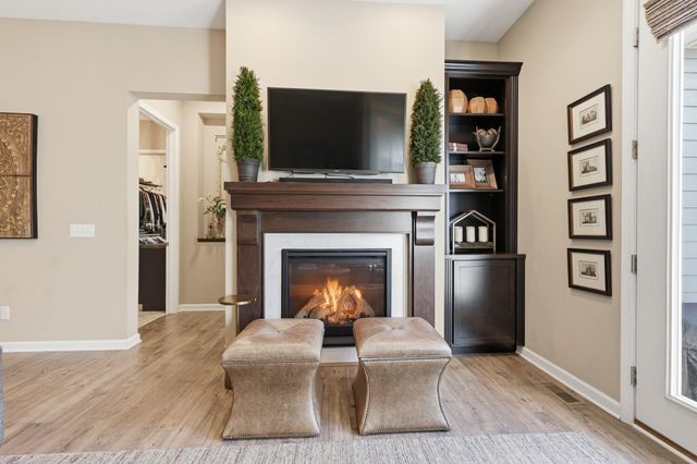 5023 Sundial Lane, Woodbury, MN 55129