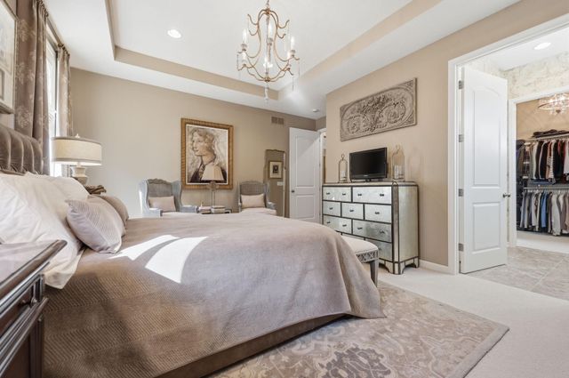 5023 Sundial Lane, Woodbury, MN 55129