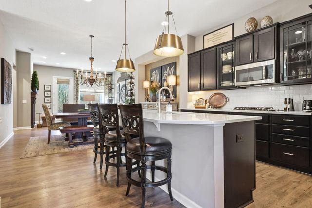 5023 Sundial Lane, Woodbury, MN 55129