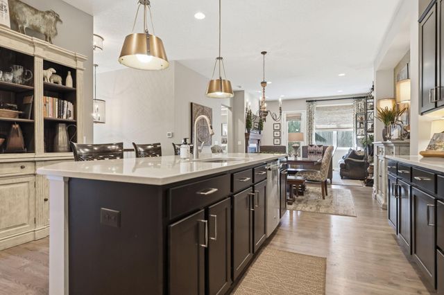 5023 Sundial Lane, Woodbury, MN 55129