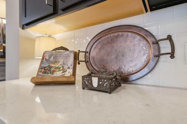 5023 Sundial Lane, Woodbury, MN 55129