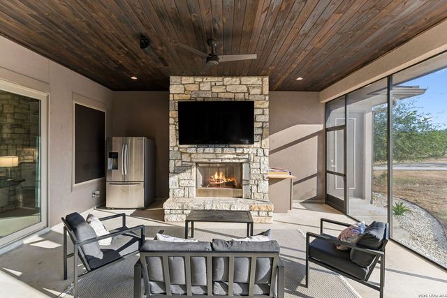 538 San Marcos Trl, New Braunfels, TX 78132