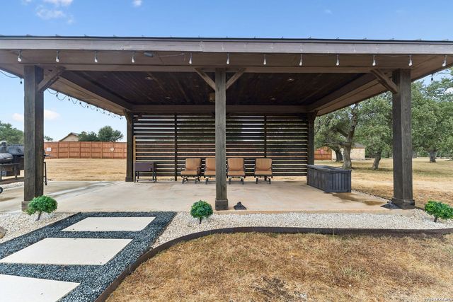 538 San Marcos Trl, New Braunfels, TX 78132