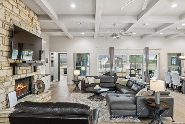 538 San Marcos Trl, New Braunfels, TX 78132