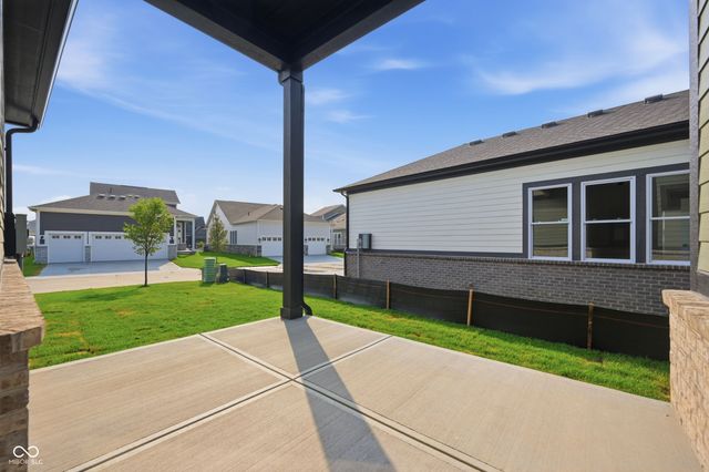 6065 Johnson Road, Zionsville, IN 46077