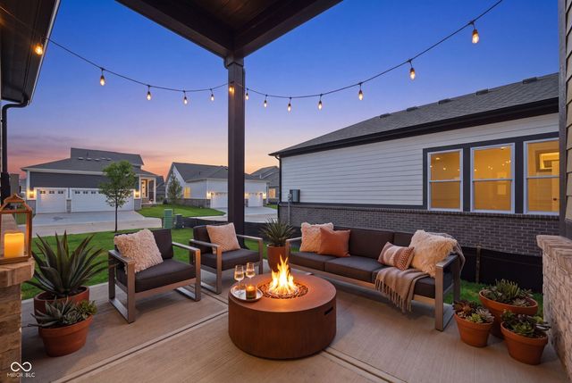 6065 Johnson Road, Zionsville, IN 46077