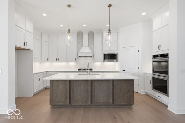 6065 Johnson Road, Zionsville, IN 46077