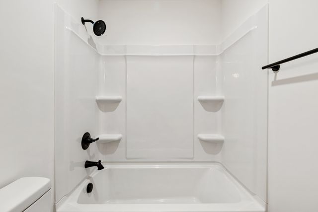 21 Vaughns Gap Rd Apt 105, Nashville, TN 37205