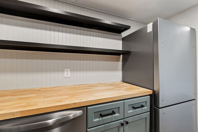 21 Vaughns Gap Rd Apt 105, Nashville, TN 37205