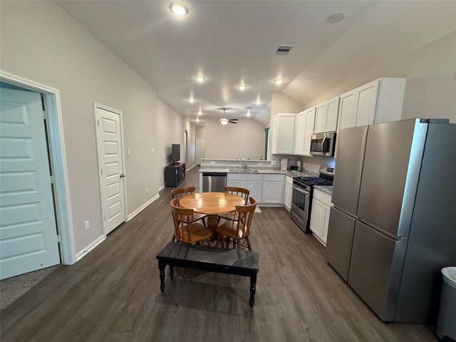 8019 Barret Travis Court, Beasley, TX 77417