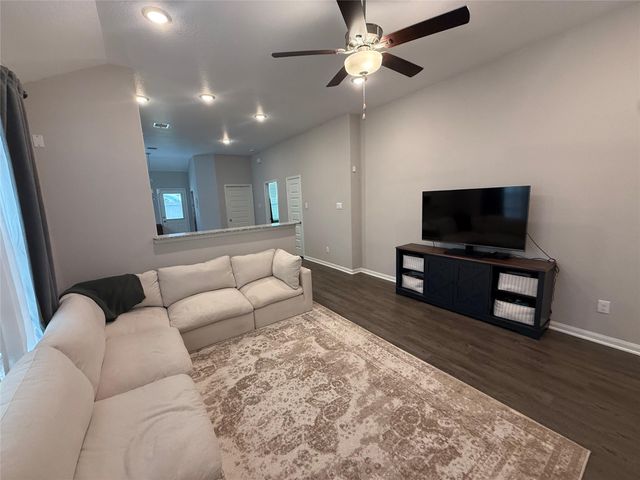 8019 Barret Travis Court, Beasley, TX 77417