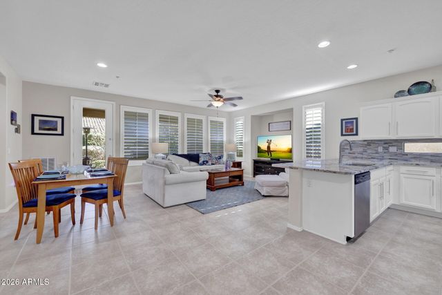 12423 W HEDGE HOG Place, Peoria, AZ 85383