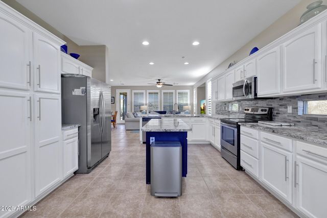 12423 W HEDGE HOG Place, Peoria, AZ 85383