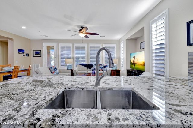 12423 W HEDGE HOG Place, Peoria, AZ 85383