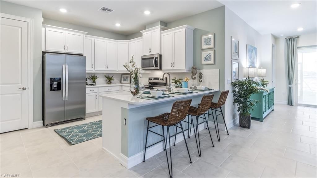 8313 Bridgewater DR, NORTH FORT MYERS, FL 33917 — photo 5