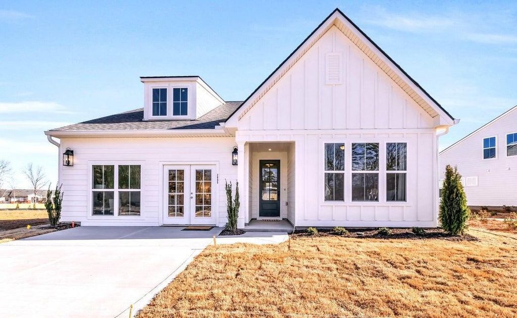 2895 Butlers Green Circle 72, Chattanooga, TN 37421