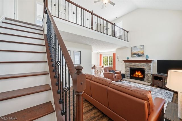 8704 Wakefield Run, North Ridgeville, OH 44039