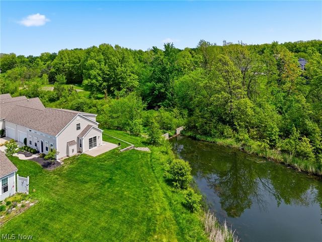 8704 Wakefield Run, North Ridgeville, OH 44039