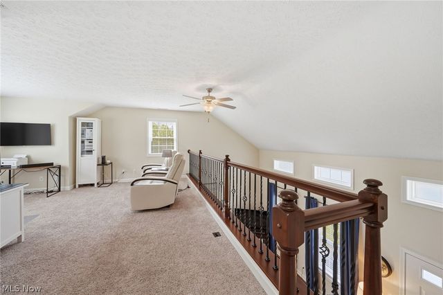 8704 Wakefield Run, North Ridgeville, OH 44039