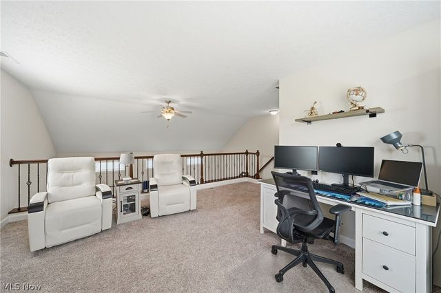 8704 Wakefield Run, North Ridgeville, OH 44039