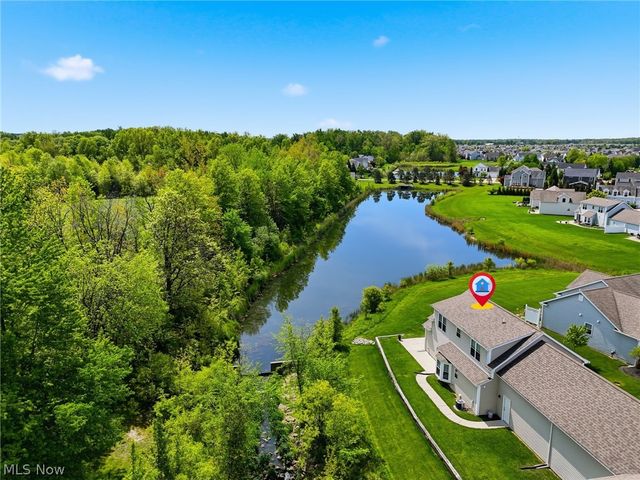 8704 Wakefield Run, North Ridgeville, OH 44039