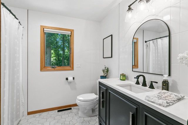 4873 Felland Road, Madison, WI 53718