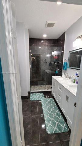886 SW 149th Ct 886, Miami, FL 33194