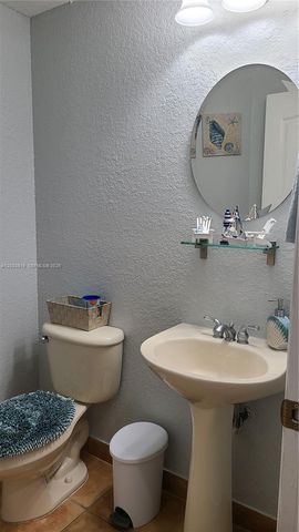 886 SW 149th Ct 886, Miami, FL 33194