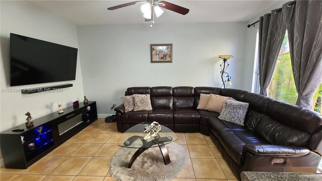 886 SW 149th Ct 886, Miami, FL 33194
