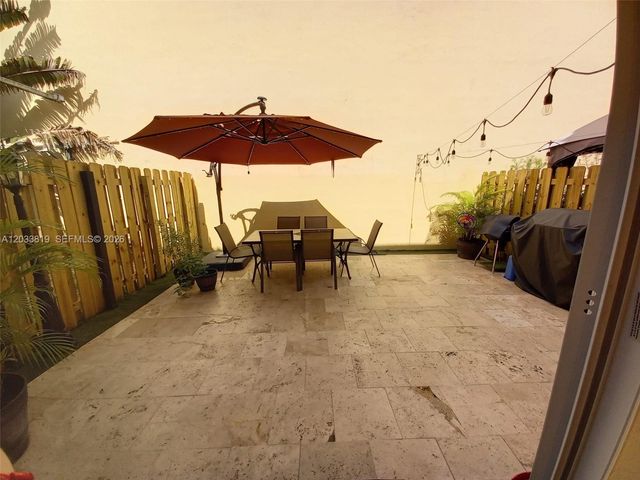 886 SW 149th Ct 886, Miami, FL 33194