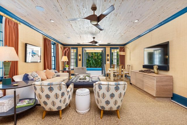 246 Emerald Lane, Palm Beach, FL 33480