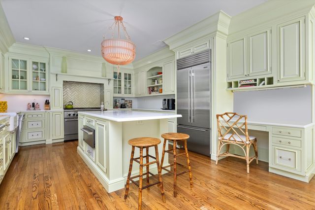 246 Emerald Lane, Palm Beach, FL 33480