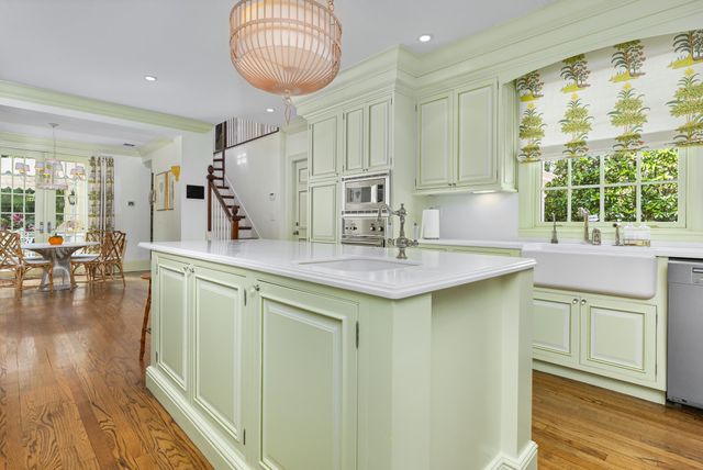 246 Emerald Lane, Palm Beach, FL 33480