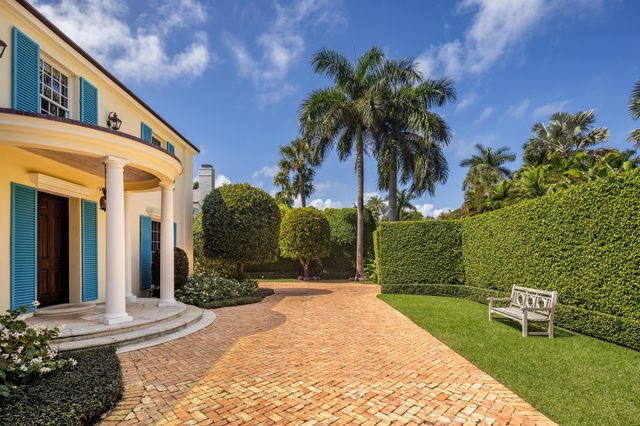 246 Emerald Lane, Palm Beach, FL 33480