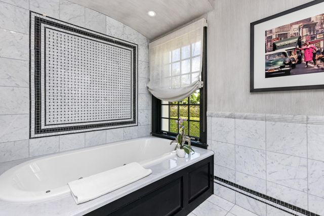 246 Emerald Lane, Palm Beach, FL 33480