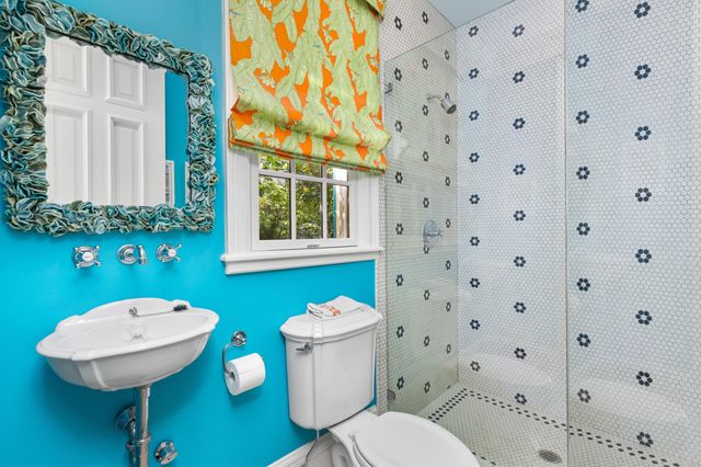 246 Emerald Lane, Palm Beach, FL 33480