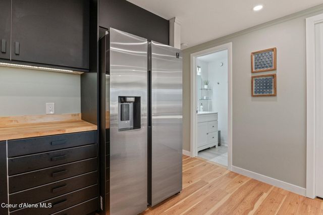 302 School Rd, 15, Hope, ID 83836