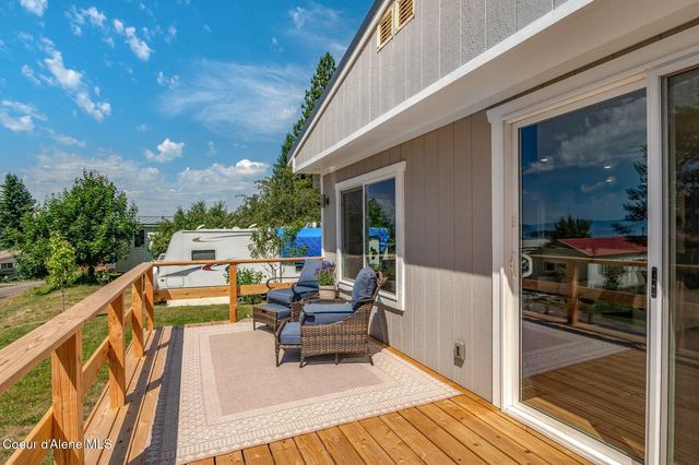 302 School Rd, 15, Hope, ID 83836
