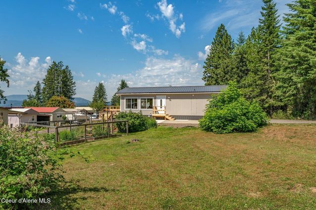 302 School Rd, 15, Hope, ID 83836
