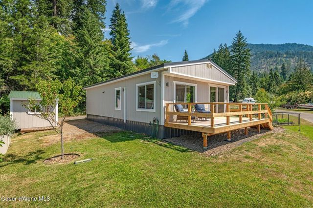 302 School Rd, 15, Hope, ID 83836