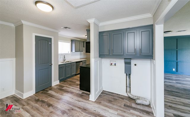 1106 Caroline Drive, Bossier City, LA 71112