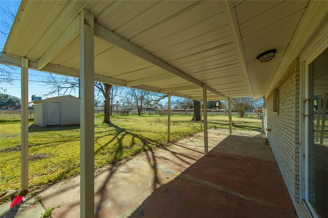 1106 Caroline Drive, Bossier City, LA 71112