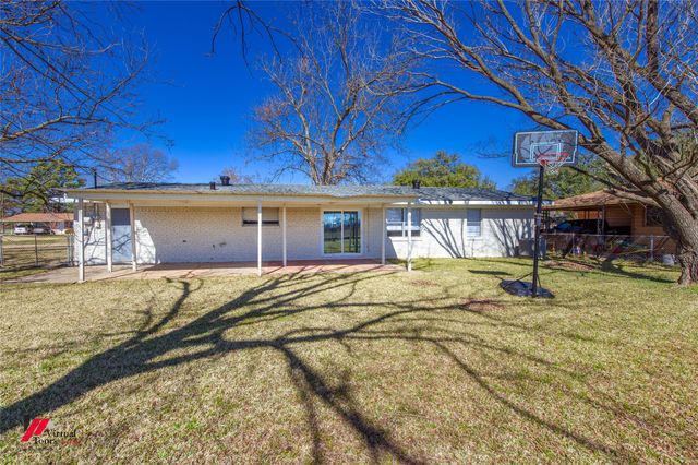 1106 Caroline Drive, Bossier City, LA 71112