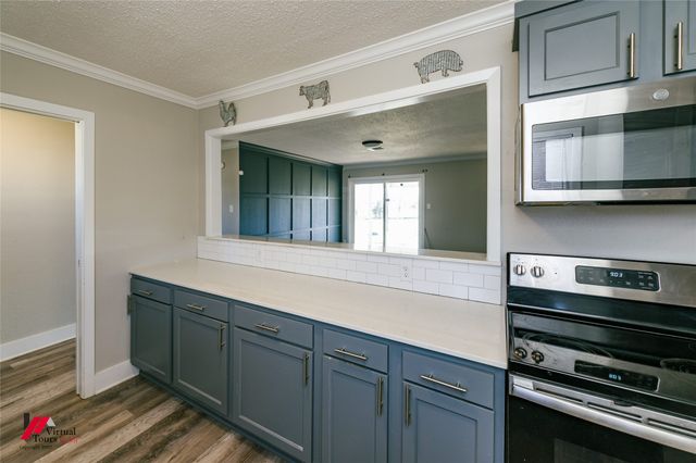 1106 Caroline Drive, Bossier City, LA 71112