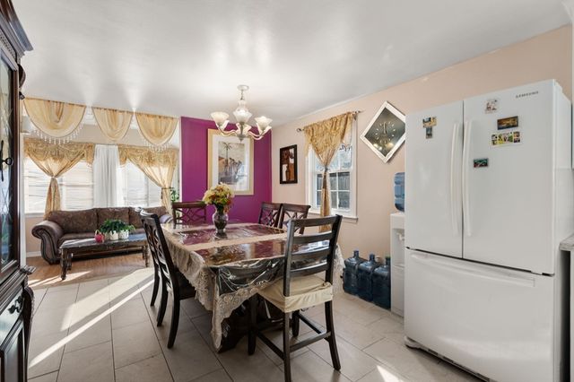 23 Mount Vernon Cir, Lawrence, MA 01843