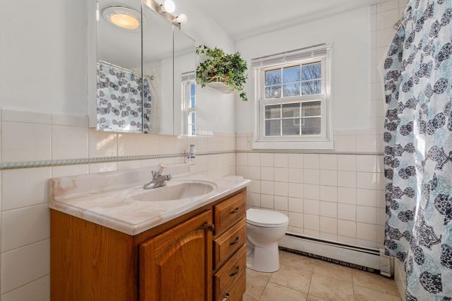 23 Mount Vernon Cir, Lawrence, MA 01843