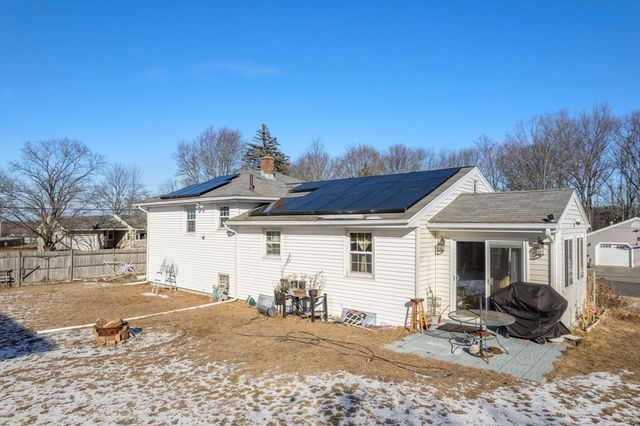 23 Mount Vernon Cir, Lawrence, MA 01843