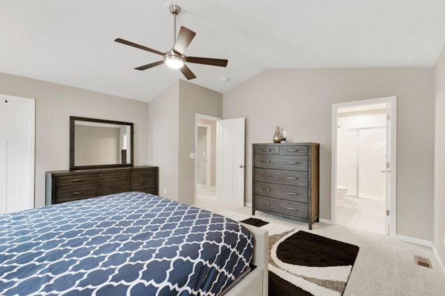 1284 Meadow Lane S, Shakopee, MN 55379