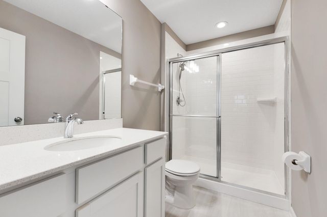 1284 Meadow Lane S, Shakopee, MN 55379