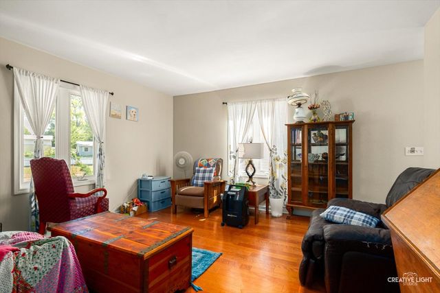 117 Boulder Hill Pass 117, Montgomery, IL 60538